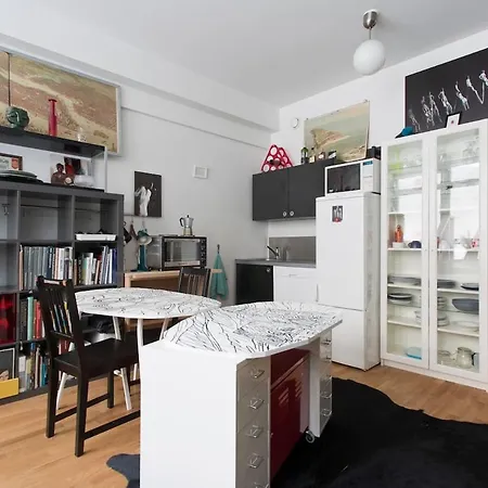 Lovely Loft In Kallio Helsinki Exterior photo